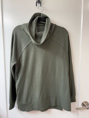 LOU & GREY Army Green WAFFLE COWL NECK SWEATER SZ M